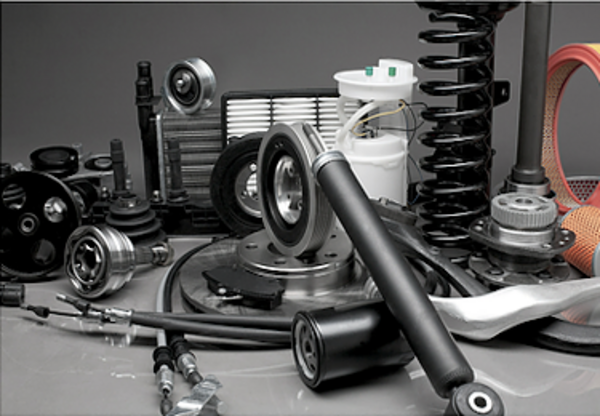 Sonderfahrwerke für gepanzerte Fahrzeuge. A set of typical tear and wear parts for armoured vehicles.